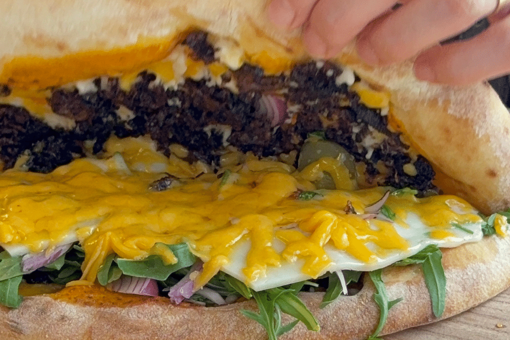 כריך פיצה מפורק רידיפיין וצ'דר