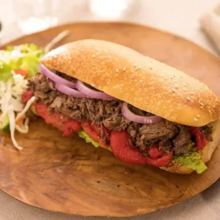 Argentinisches Pulled Beef Ciabatta