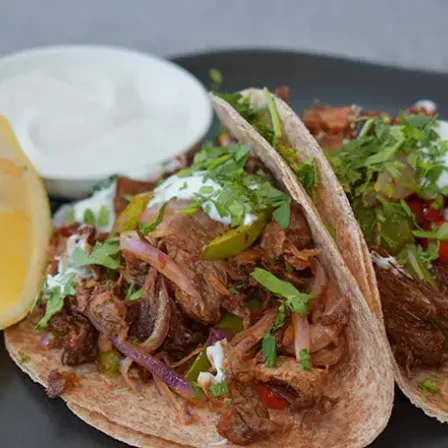 Fajitas met plantaardige pulled beef