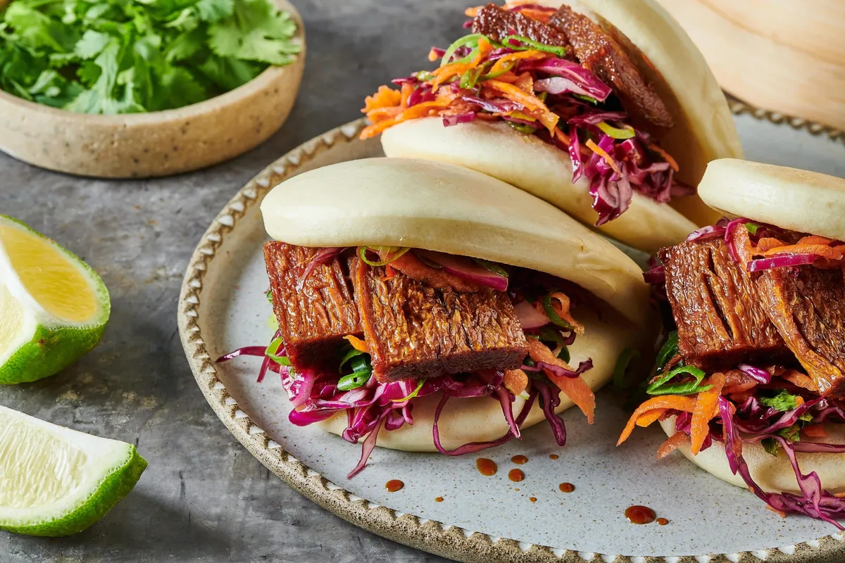 Plantaardige Boa Buns met sticky teriyaki biefstuk